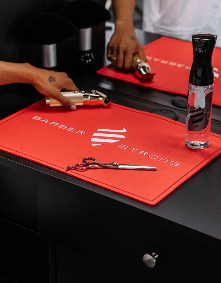 Barber Strong The Barber Mat - Red